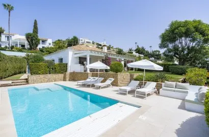 Villa de 4 dormitorios en Benahavís, Spain No. 513