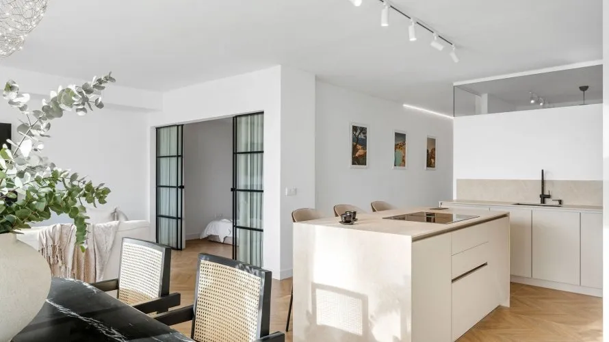 Apartamento de 4 dormitorios en Marbella, Spain No. 475 № 12
