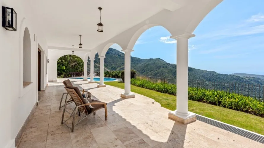 Villa de 5 dormitorios en Benahavís, Spain No. 790 № 11