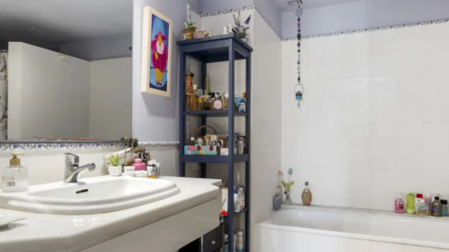 Apartamento de 2 dormitorios en Cortes (San Pedro De Alcantara), Spain No. 1071 № 19