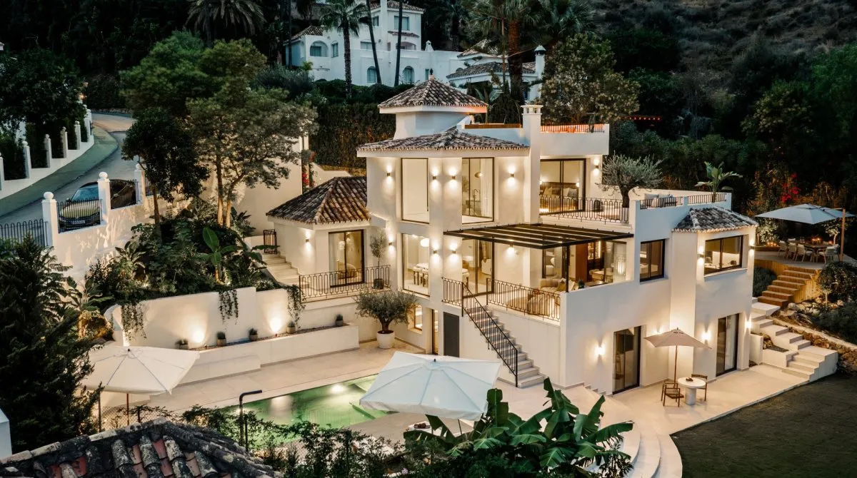 Villa de 5 dormitorios en Marbella, Spain No. 336