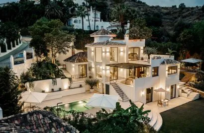 Villa de 5 dormitorios en Marbella, Spain No. 336