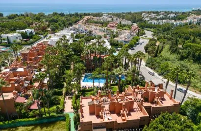 Casa adosada de 4 dormitorios en Marbella, Spain No. 160