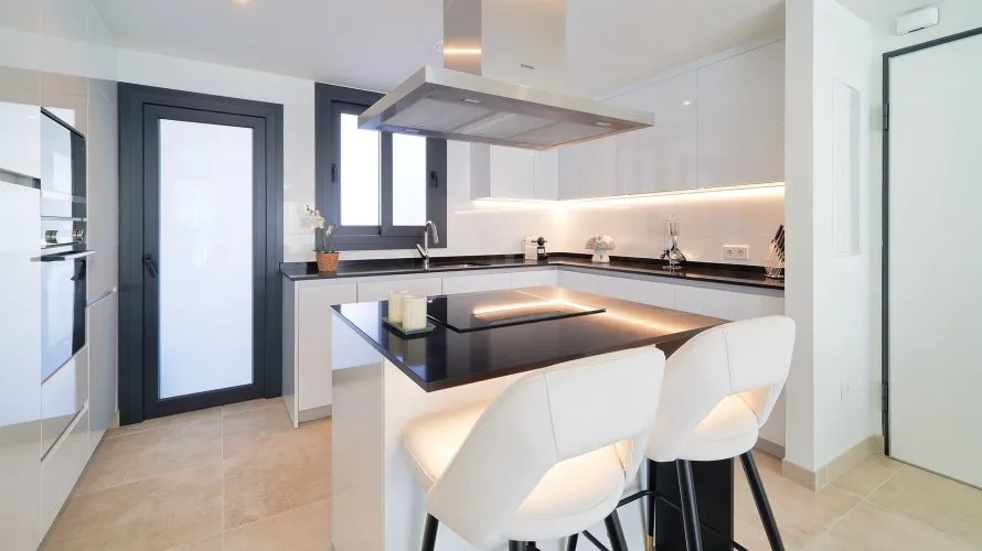 Apartamento de 2 dormitorios en La Atalaya, Spain No. 192 № 5