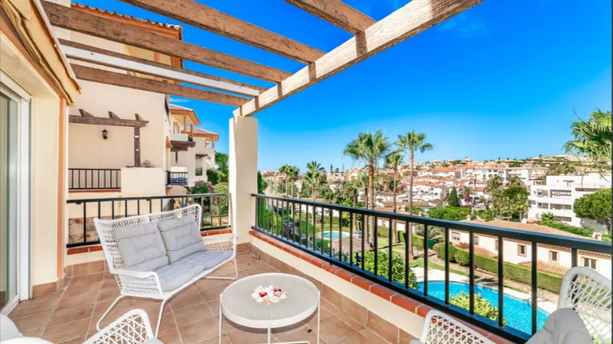 Villa de 5 dormitorios en Mijas Costa, Spain No. 993 № 12