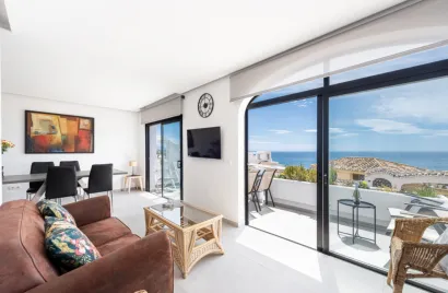 Apartamento de 2 dormitorios en Mijas Costa, Spain No. 643