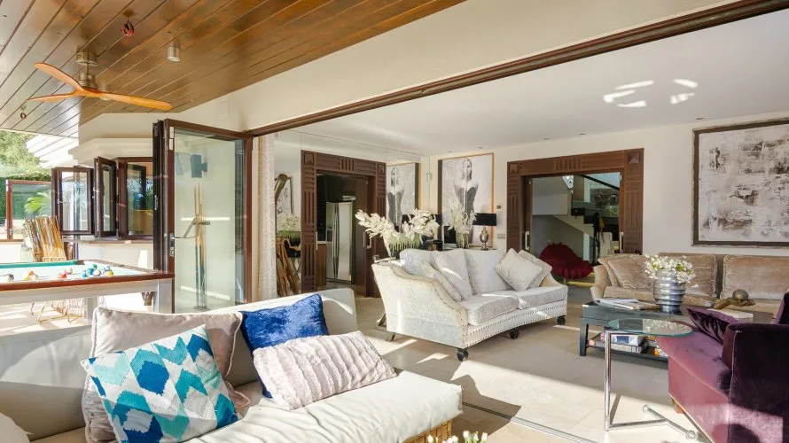 Villa de 5 dormitorios en Marbella, Spain No. 390 № 19
