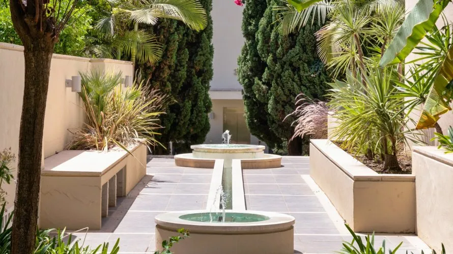 Apartamento de 3 dormitorios en Marbella, Spain No. 476 № 18