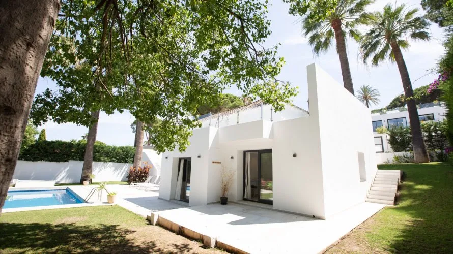 Villa de 4 dormitorios en Marbella, Spain No. 391 № 15