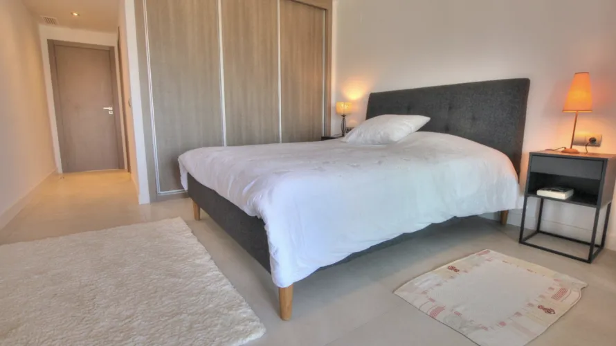 Apartamento de 2 dormitorios en Mijas Costa, Spain No. 673 № 15