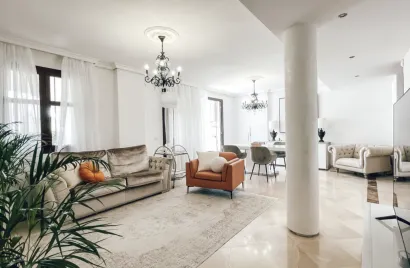 Apartamento de 2 dormitorios en Marbella, Spain No. 1047