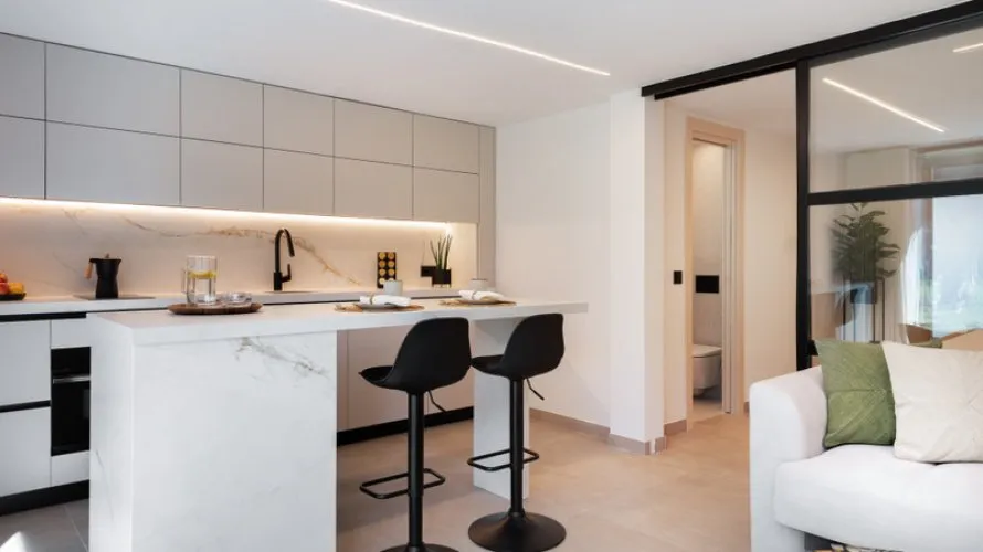 Apartamento de 2 dormitorios en Cortes (San Pedro De Alcantara), Spain No. 466 № 8