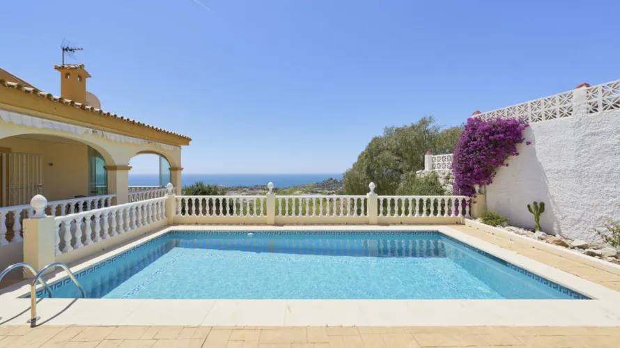 Сasa de 4 dormitorios en Benalmádena, Spain No. 1088