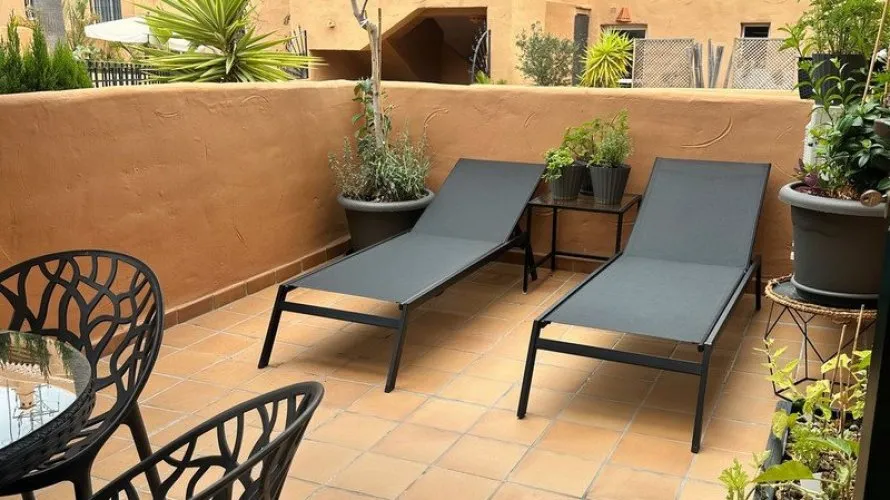Apartamento de 2 dormitorios en Marbella, Spain No. 834 № 4