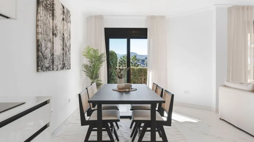 Apartamento de 3 dormitorios en Benahavís, Spain No. 418 № 19