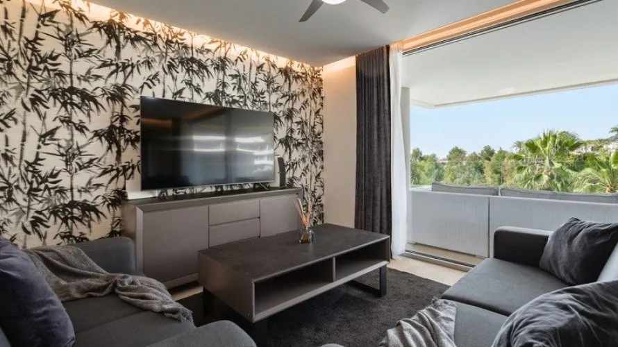 Apartamento de 3 dormitorios en Benahavís, Spain No. 893 № 24