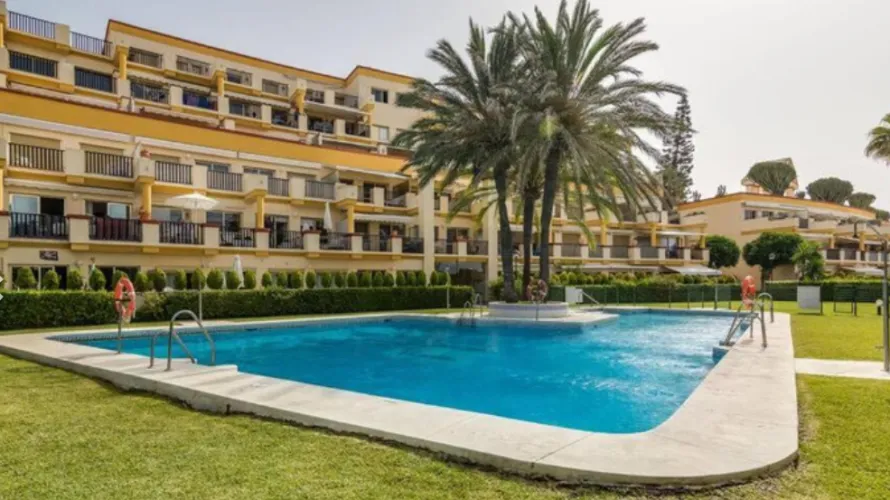 Apartamento de 1 dormitorio en Marbella, Spain No. 801 № 4