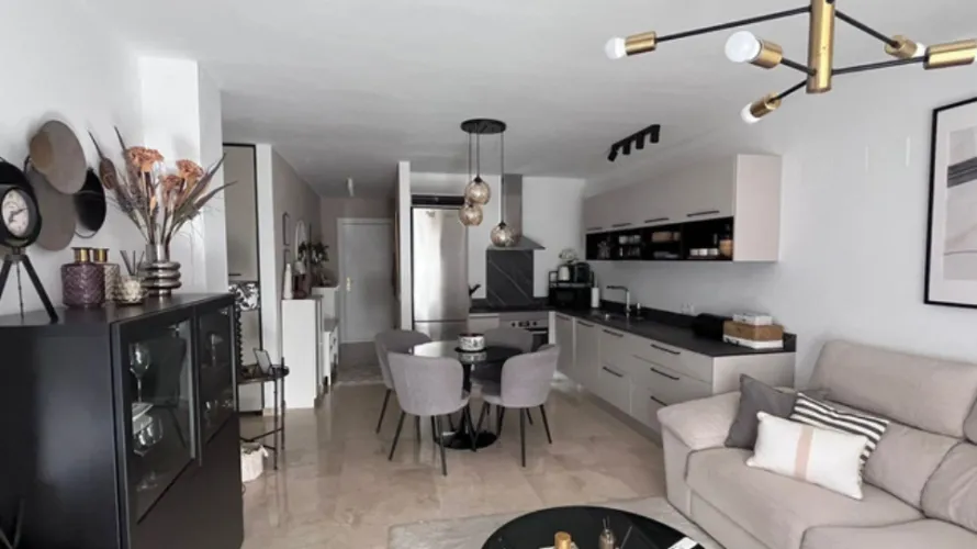 Apartamento de 2 dormitorios en Mijas Costa, Spain No. 1035 № 14