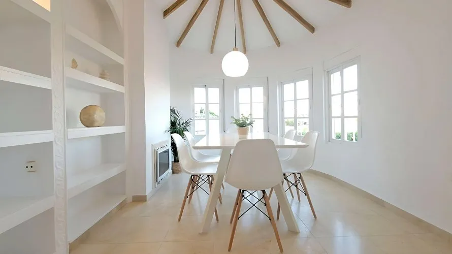 Villa de 5 dormitorios en Estepona, Spain No. 294 № 9