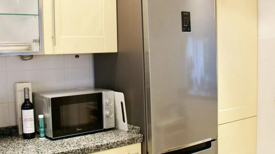 Apartamento de 2 dormitorios en Marbella, Spain No. 793 № 7