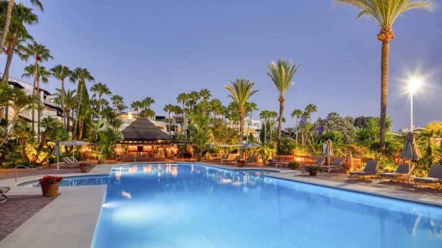 Apartamento de 3 dormitorios en Marbella, Spain No. 166 № 10