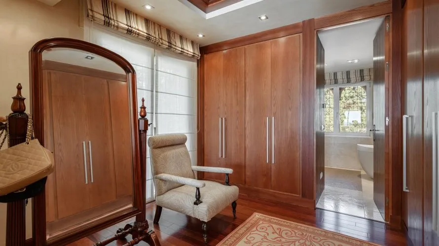 Villa de 8 dormitorios en Estepona, Spain No. 401 № 5