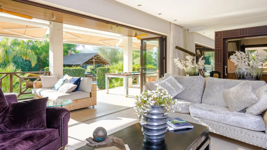 Villa de 5 dormitorios en Marbella, Spain No. 390 № 21