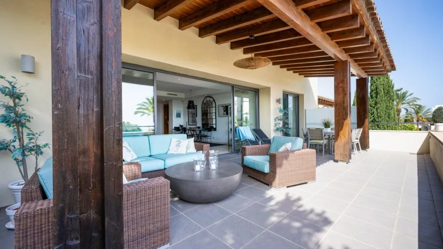 Apartamento de 3 dormitorios en Marbella, Spain No. 476 № 10
