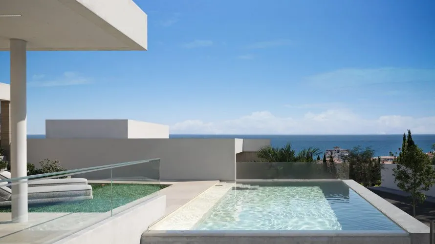 Villa de 4 dormitorios en Estepona, Spain No. 324 № 1