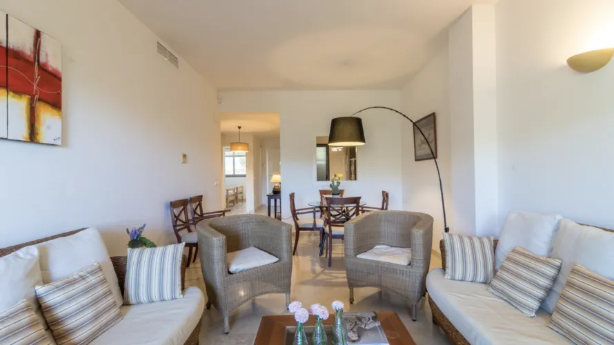 Apartamento de 2 dormitorios en Manilva, Spain No. 640 № 22