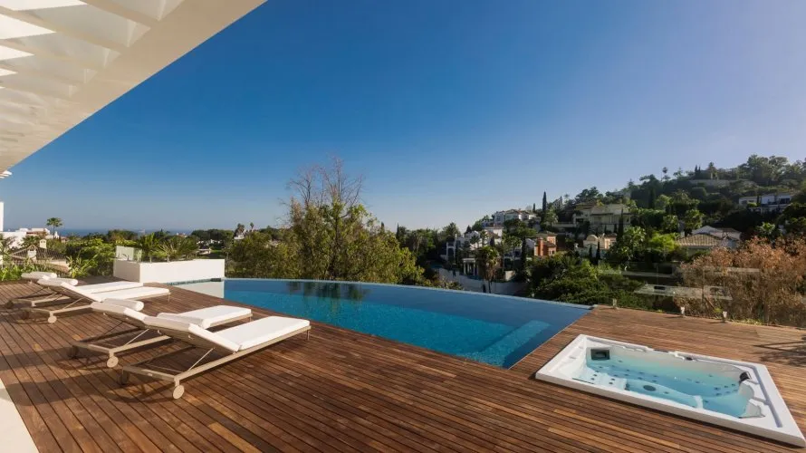 Villa de 5 dormitorios en Benahavís, Spain No. 147 № 8