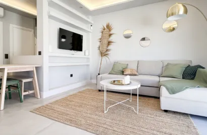 Apartamento de 2 dormitorios en Benahavís, Spain No. 670