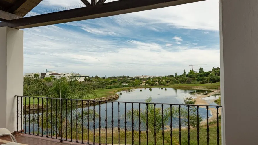 Villa de 4 dormitorios en Estepona, Spain No. 187 № 4