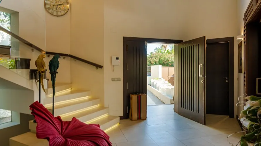 Villa de 5 dormitorios en Marbella, Spain No. 390 № 22