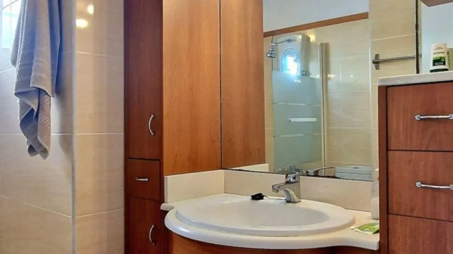 Villa de 4 dormitorios en Fuengirola, Spain No. 566 № 18