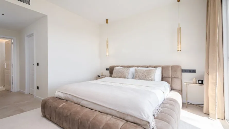 Apartamento de 3 dormitorios en Benahavís, Spain No. 766 № 10