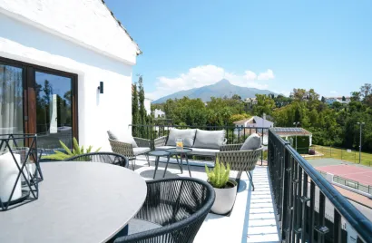 Ático de 3 dormitorios en Marbella, Spain No. 625