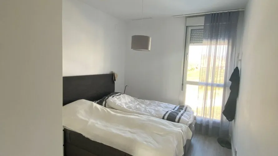 Apartamento de 2 dormitorios en Estepona, Spain No. 617 № 9