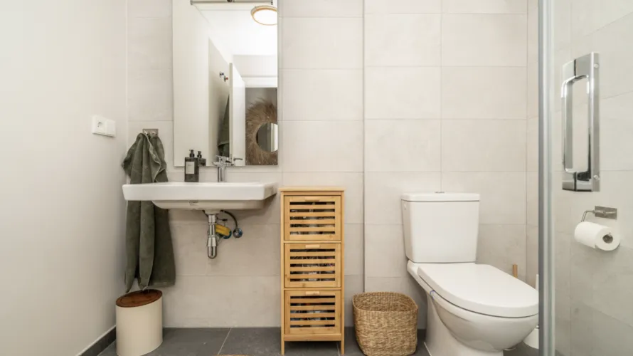 Apartamento de 2 dormitorios en Estepona, Spain No. 715 № 8