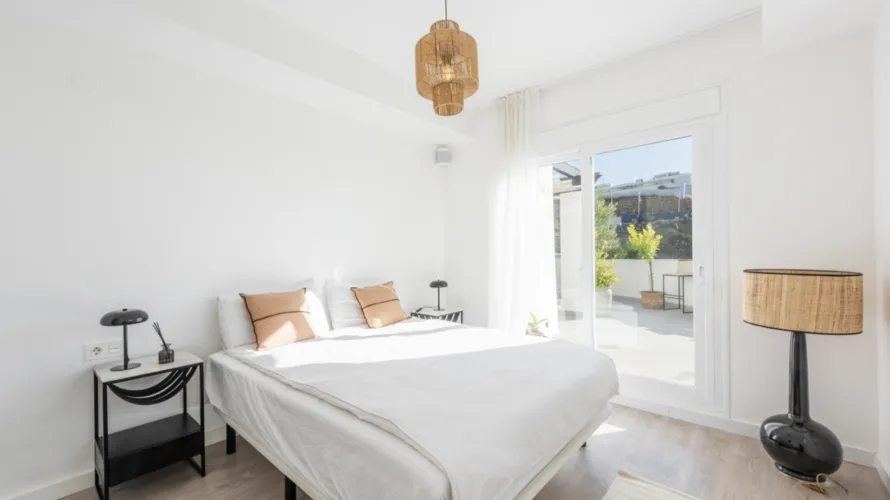 Apartamento de 2 dormitorios en Benahavís, Spain No. 717 № 7