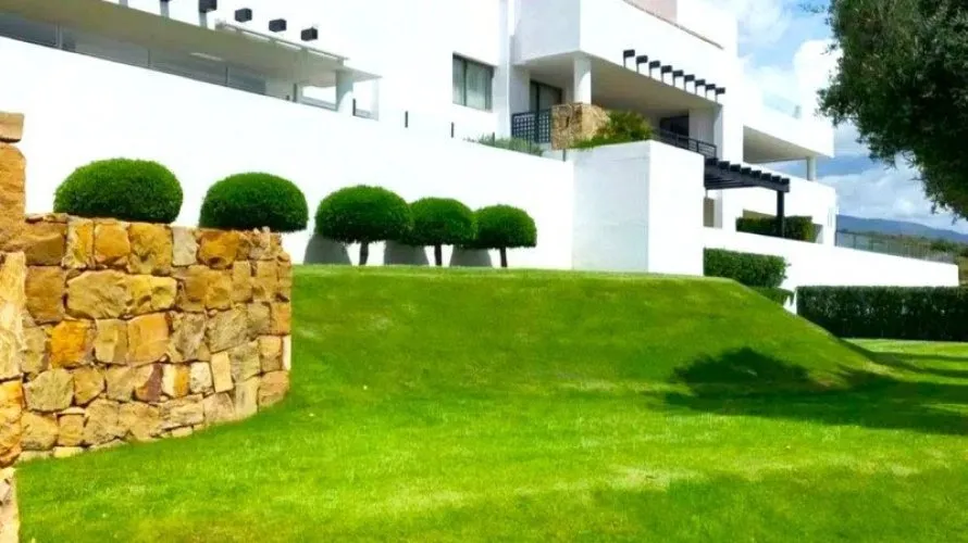 Apartamento de 2 dormitorios en Benahavís, Spain No. 748 № 22