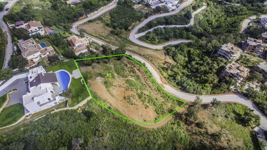 Villa de 4 dormitorios en Marbella, Spain No. 264