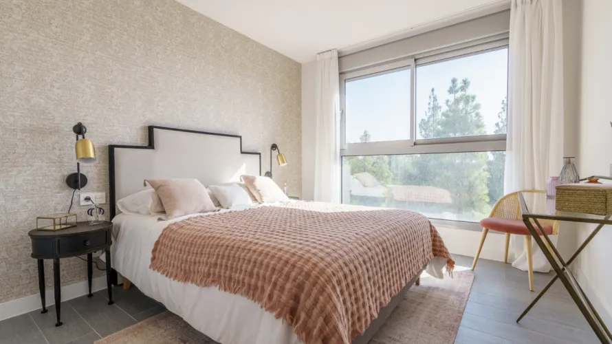 Apartamento de 2 dormitorios en Mijas Costa, Spain No. 377 № 5