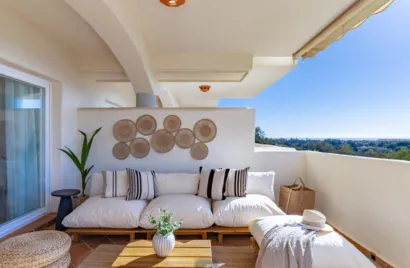 Apartamento de 2 dormitorios en Marbella, Spain No. 1076