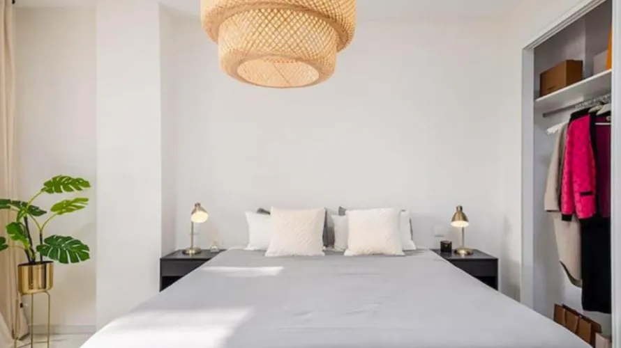 Apartamento de 2 dormitorios en Marbella, Spain No. 812 № 7