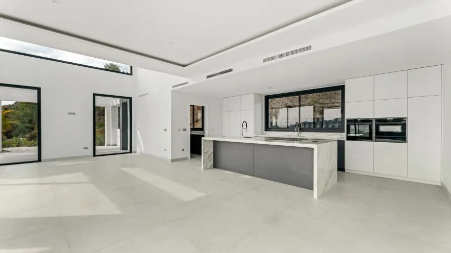 Villa de 5 dormitorios en Benahavís, Spain No. 400 № 8