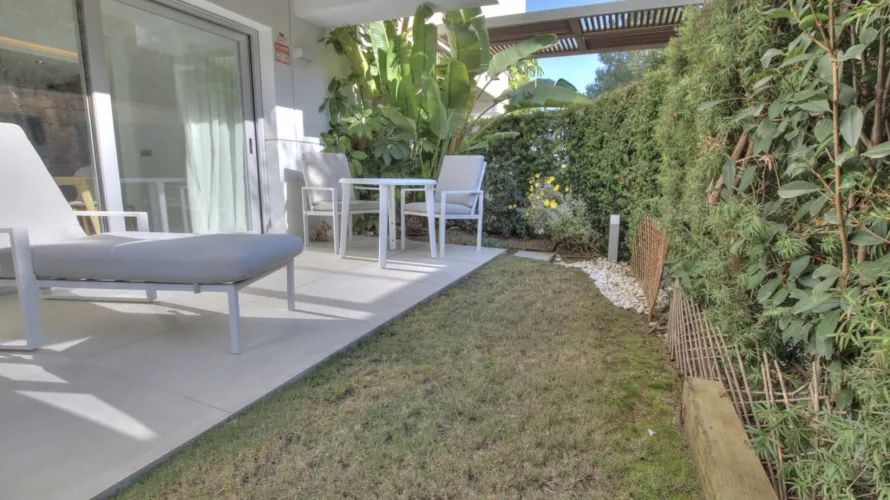 Apartamento de 2 dormitorios en Mijas Costa, Spain No. 673 № 3