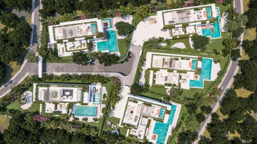 Villa de 4 dormitorios en Marbella, Spain No. 426 № 1