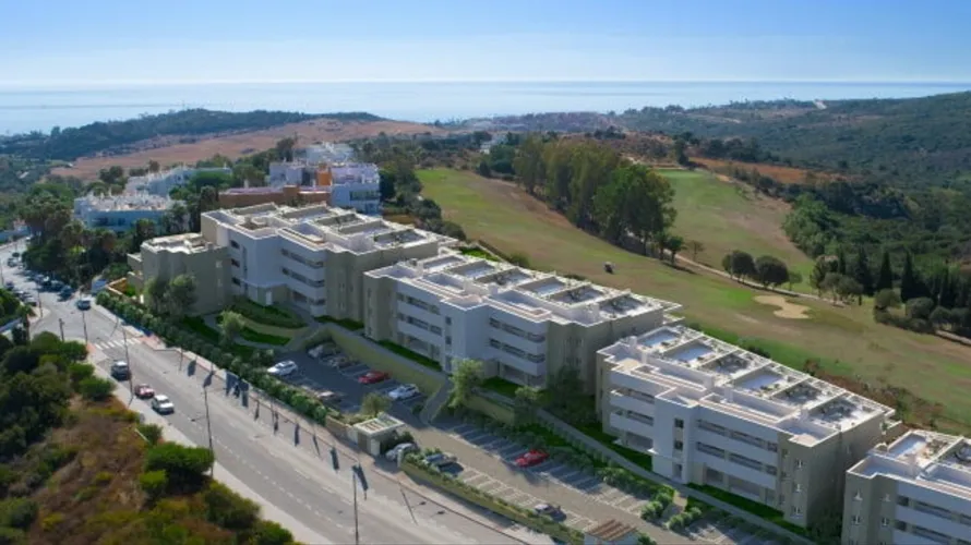 Apartamento de 2 dormitorios en Estepona, Spain No. 553 № 4