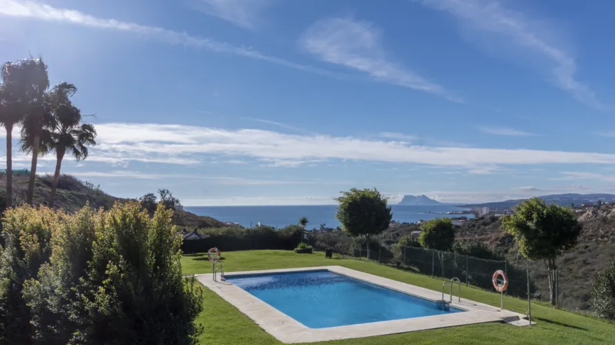Apartamento de 2 dormitorios en Manilva, Spain No. 640 № 25